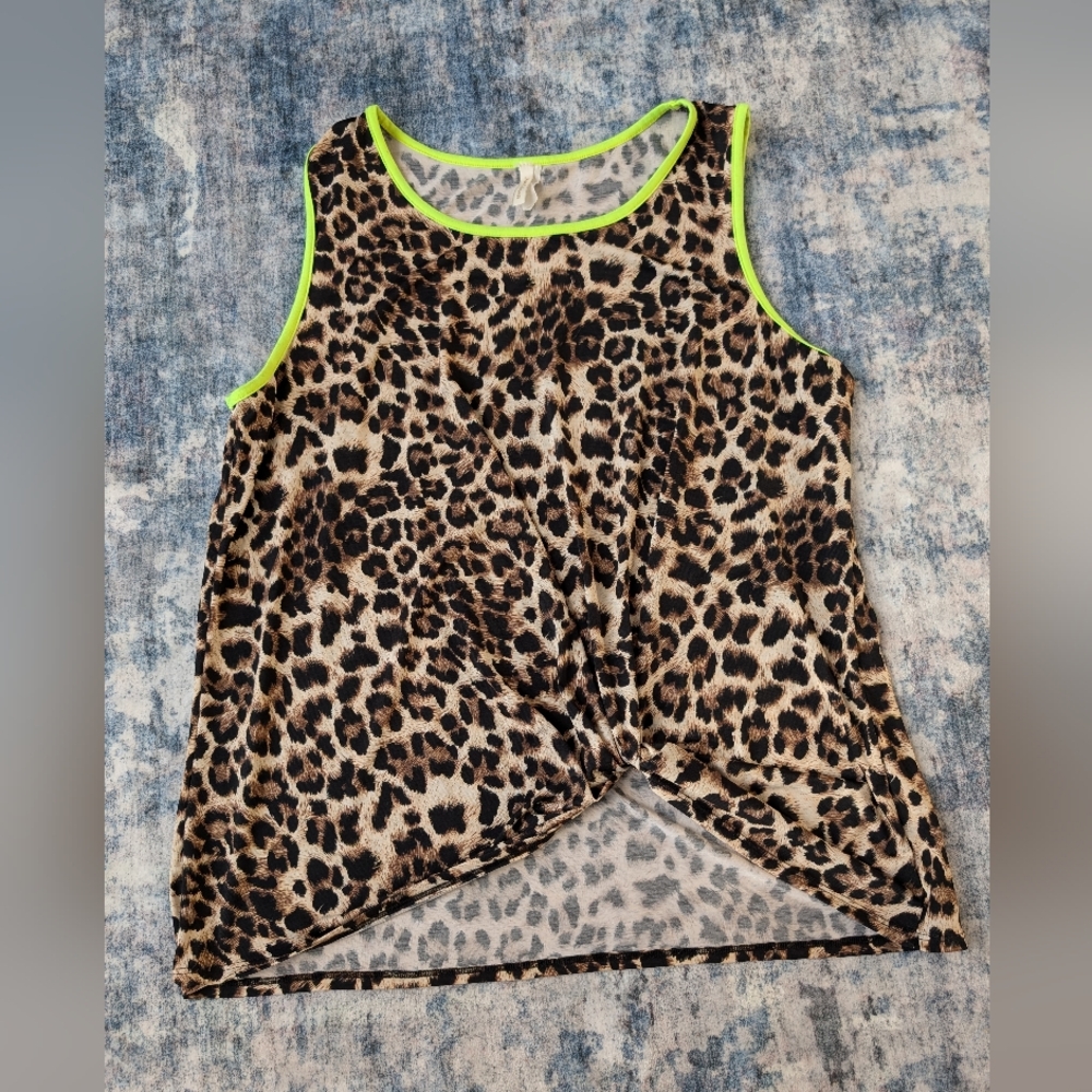 EUC Now N Forever Animal Print Tank Top Knotted Front Size 2X